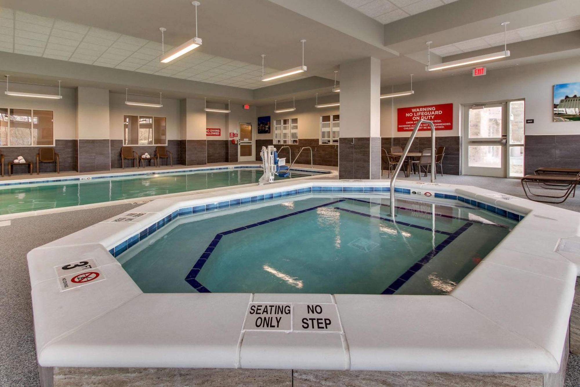 Drury Inn & Suites Columbus Polaris Exterior foto